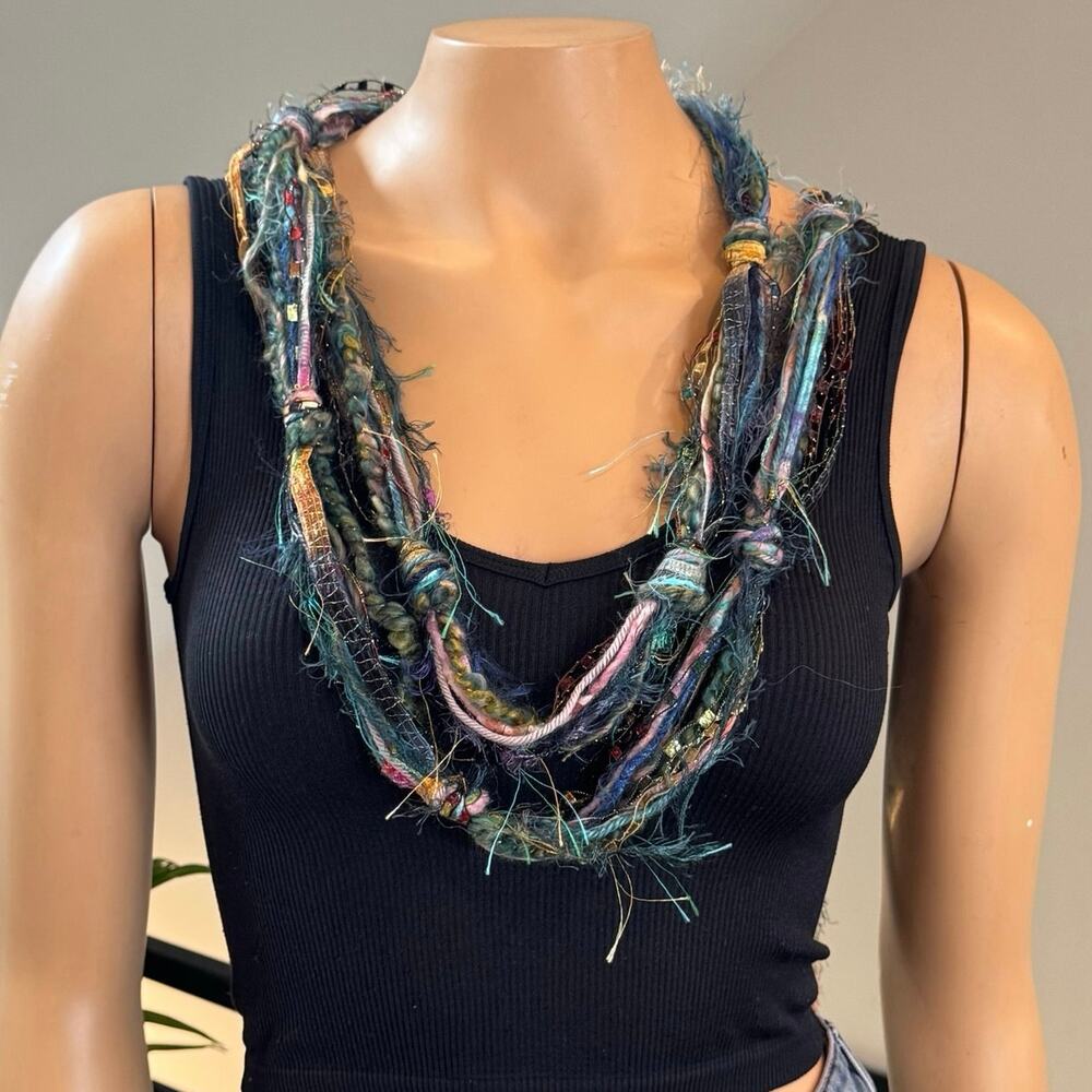 VTG Scarves of Westwood Boho Fiber Yarn Scarf Necklace Multi Strand 110" Teal